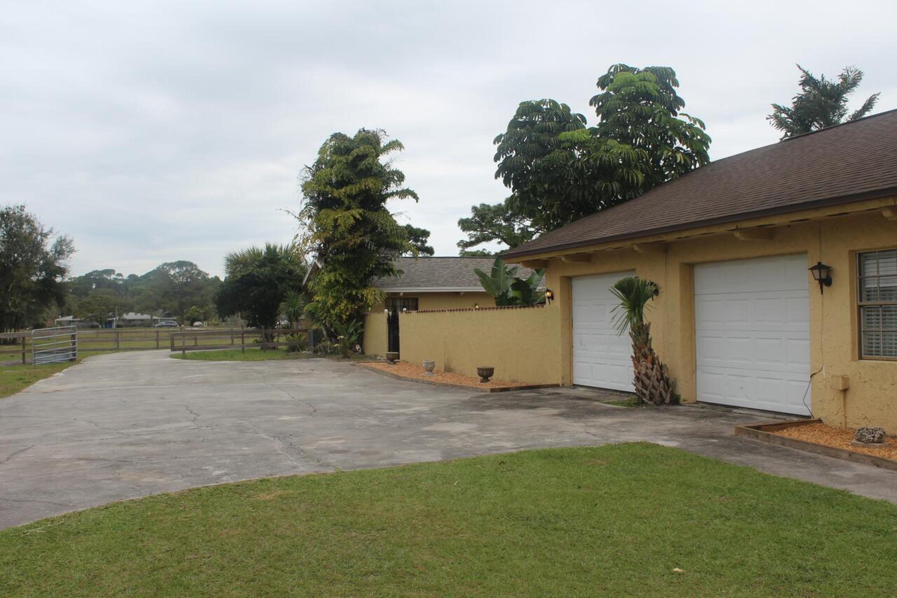 Oyo Family Ranch At Melbourne Fl Hotel Bagian luar foto