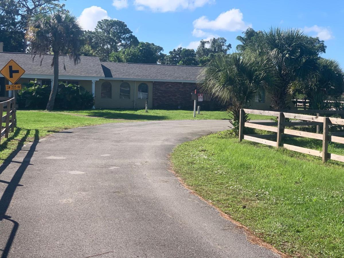 Oyo Family Ranch At Melbourne Fl Hotel Bagian luar foto